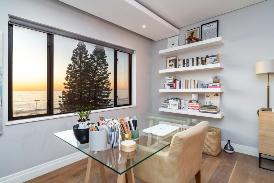 To Let 2 Bedroom Property for Rent in Sea Point Western Cape